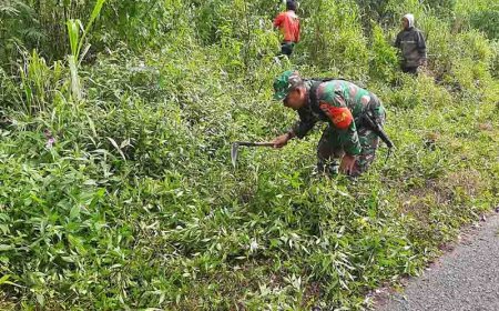Puasa tidak Menghalangi Babinsa beserta Masyarakat untuk Kerja Bhakti