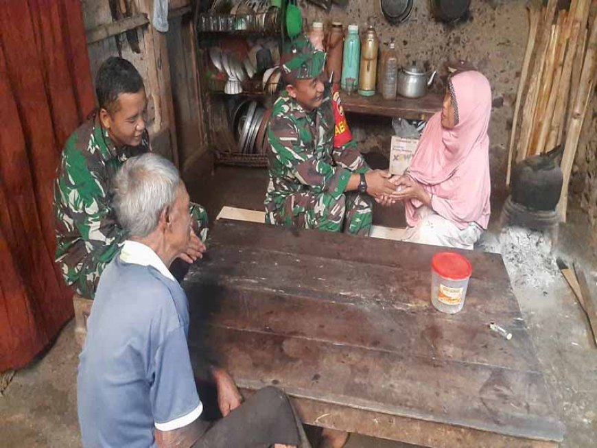 Kodim 0704 Bna Salurkan Zakat Fitrah