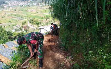 Babinsa Ikut Serta Dan  Dampingi Pembuatan JUT Di Desa Binaan