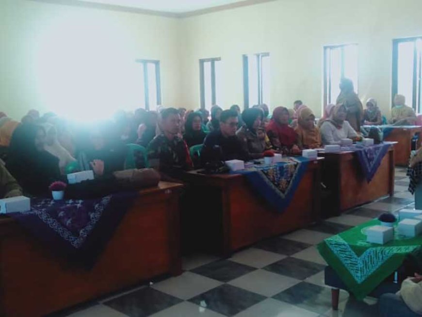 Babinsa Koramil 17 Wanayasa Hadiri Talk Show Cinta Sehat Calon Pengantin Bebas HIV/AIDS