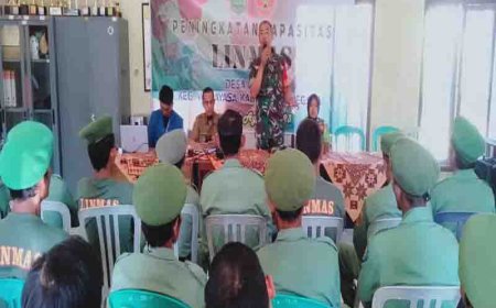 Tingkatkan Kapasitas Satuan Perlindungan Masyarakat(Satlinmas) Babinsa Berikan Pelatihan