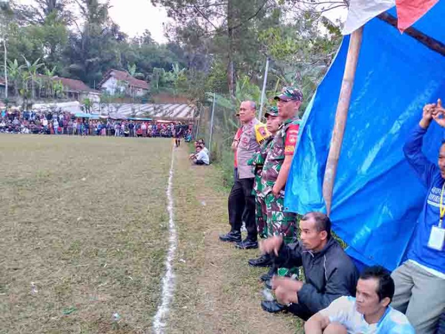Babak Akhir Pertandingan Sepak Bola Kades Kubang Cup Akhirnya Berakhir
