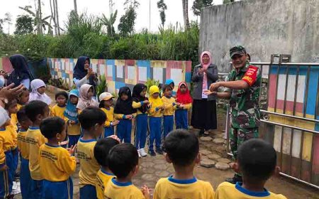 Babinsa Andil Dalam Peringatan Hari Cuci Tangan Pakai Sabun