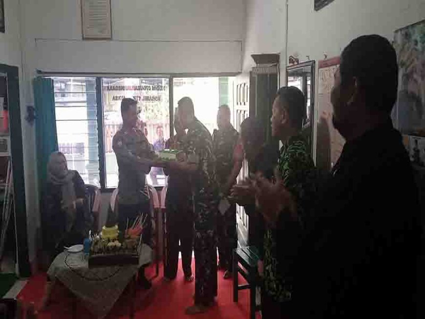 Ramai Ramai Sambangi Koramil 17 Wanayasa Untuk Semarakan HUT TNI yang ke 78