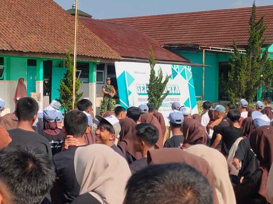 Tanamkan Sikap Disiplin dan Pembentukan Karakter Babinsa Lakukan Projek Penguatan Profil Pelajar Pancasila